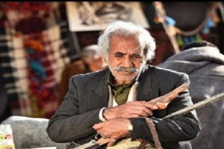 وروایی: آقاخانی نگاه از بالا به بازیگران شهرستانی ندارد