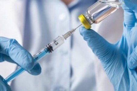 آمار واکسیناسیون دانش آموزان اصفهانی به ۷۵ درصد رسید