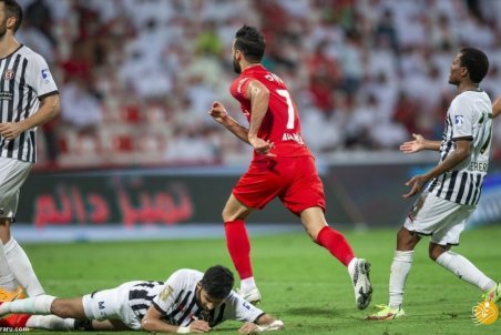 هدیه ارزشمند ستاره پرسپولیسی به باشگاه الاهلی