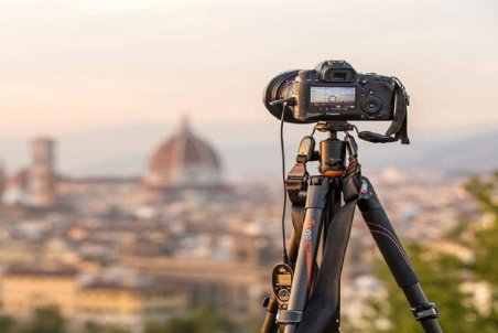 قیمت انواع سه پایه دوربین در بازار + جدول