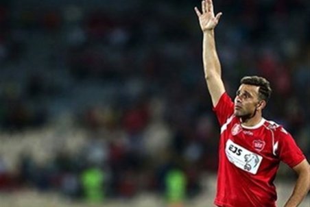 نوروزی: وقتی حتی یک توپ استاندارد نداریم چرا باید قهرمان آسیا شویم؟