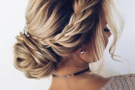 چند مدل شینیون رسمی و شیک