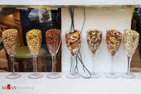 مشکلات ارزی صادرکنندگان خشکبار ایران/ عدم توقف صادرات خشکبار زیر سایه تعیین نرخ صادرات توسط دولت