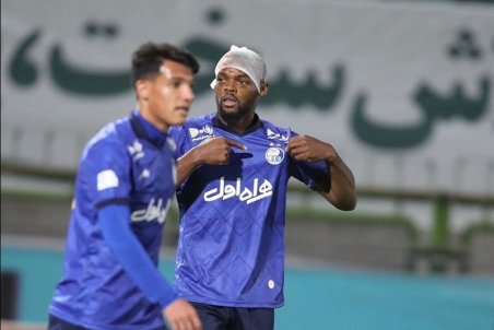 برومند: یامگا مهاجمی ششدانگ و قابل اعتناست/ آجورلو می‌تواند بلبشو را در استقلال جمع کند