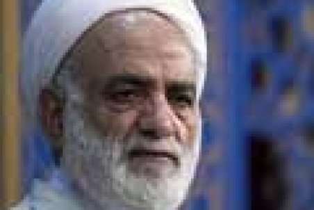 قرائتی: جوانان ازدواج خود را به تأخیر نیندازند