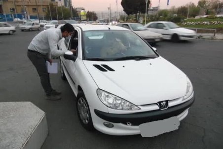 راننده متخلف کرجی به پخش تراکت قوانین راهنمایی و رانندگی محکوم شد