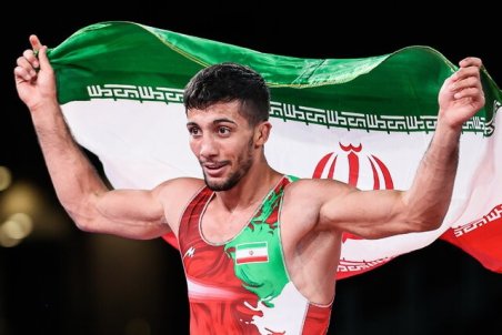 گرایی: نگذاشتند "علی" به حقش برسد/ مسئولان شیراز به وعده‌شان عمل نکردند!