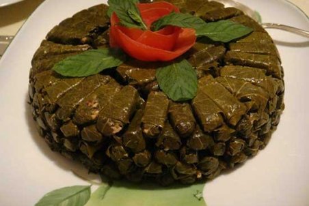 طرز تهیه دلمه برگ مو