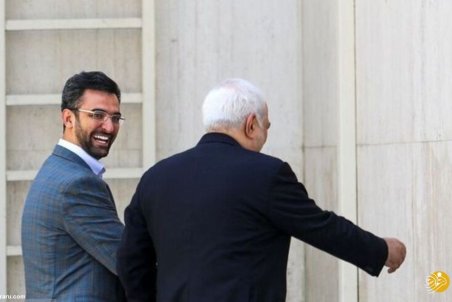 (عکس) کنایه آذری جهرمی به استقلالی‌ها؛ فامیل عروس و داماد جمع شده‌اند!