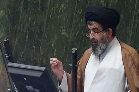 لارگانی: شرکت های کاغذی به بورس وارد شدند/سرمایه مردم در بورس پودر شد