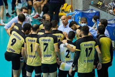 لیگ برتر والیبال ایران باید سخت باشد/ کار سختی مقابل ورامین داریم