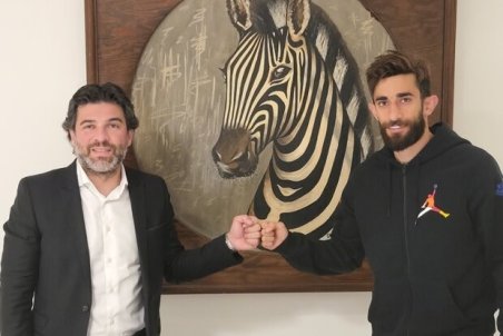 قرارداد بازیکن تیم ملی فوتبال ایران با باشگاه شارلوا تمدید شد