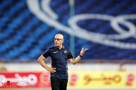 مرزبان: باید به تعطیلات لیگ عادت کنیم