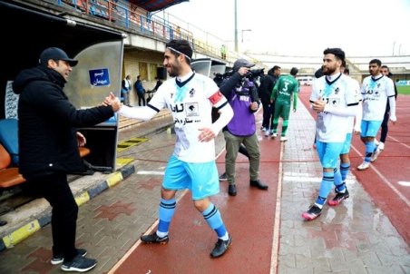 محمدی: بازیکنان ذوب آهن هم می‌دانند که آن صحنه پنالتی نبود