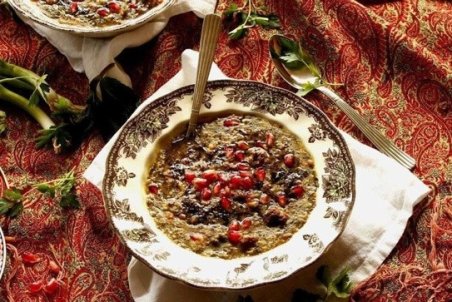 طرز تهیه آش انار شب یلدا به ۲ روش