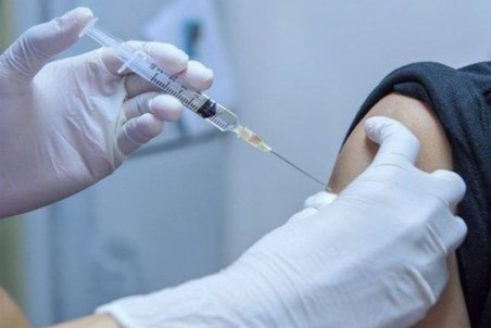 چرا عده‌ای از تزریق واکسن کرونا سر باز می‌‌زنند؟