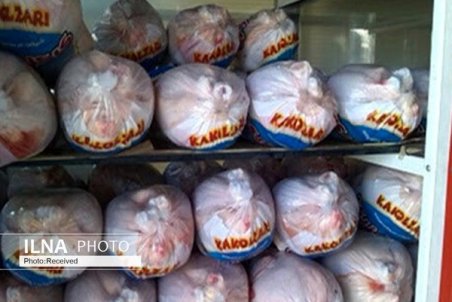 ۵۰ درصد بازار مرغ با نرخ مصوب تامین می‌شود/ اختلاف ۱۱ هزار تومانی گوشت گرم و سرد