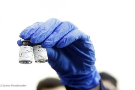 ۸۲.۶ درصد جمعیت استان دُز نخست واکسن کرونا را دریافت کرده‌اند.