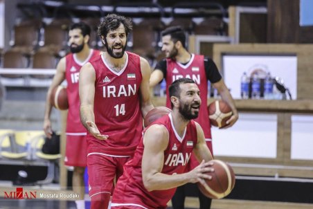 واکنش فدراسیون بسکتبال به ابهامات در لیست جدید تیم ملی؛ صمد از خداحافظی منصرف شد؟