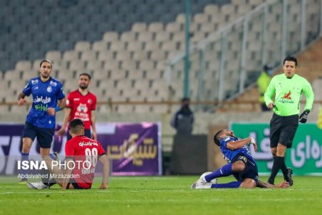 نوری:‌ فغانی با غرور سوت می‌زند/ استقلال یک بازی‌ساز کم دارد