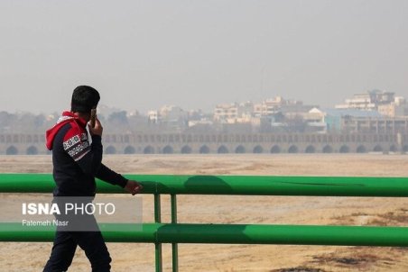 هیچ یک از صنایع اصفهان مجوز استفاده از مازوت را ندارند