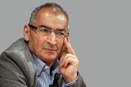 خواب و خیالی به نام همکاری حوزه و دانشگاه