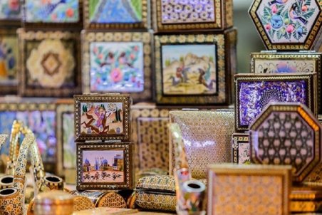 همکاری وزارت امور خارجه برای صادرات صنایع‌دستی راه‌گشا است