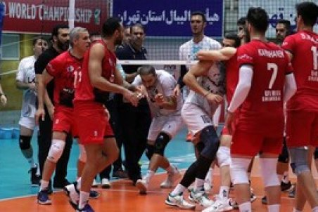 شرط بندی پدر والیبال ایران را در آورده است