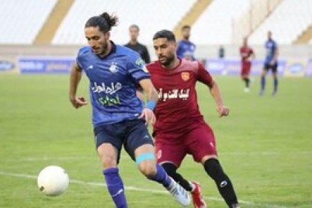 آبرو و شرف تیم ما می‌رود ولی کسی پشت‌مان نیست