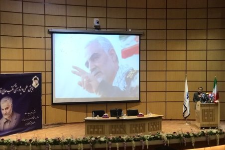 سردار سلیمانی در حوزه مقاومت و امنیت ادبیات جدیدی خلق کرد