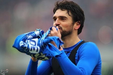 درخواست 9 میلیون دلاری پادوانی؛ مدافع برزیلی کوتاه نمی‌آید!