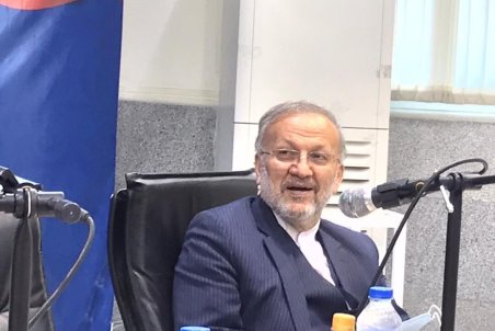 منوچهر متکی: افول دولت آمریکا آغاز شده است