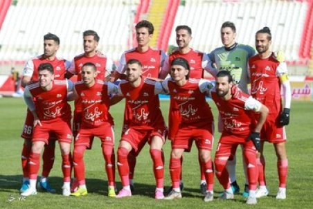 بازگشت بازیکن مغضوب تراکتور در آستانه بازی با پرسپولیس/عکس