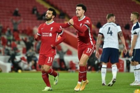 پخش زنده فوتبال امروز، یکشنبه ۲۸ آذر از تلویزیون + جدول