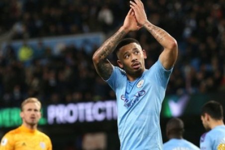 پخش زنده فوتبال امروز، یکشنبه ۵ دی از تلویزیون + جدول