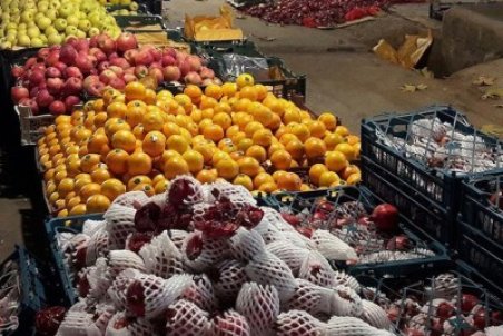 افزایش قیمت اقلام یلدایی در بازار ایلام ادامه دارد