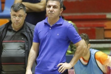 بی‌غم: باید خون تازه‌ای به کادر فنی و بازیکنان تیم ملی فوتسال تزریق شود