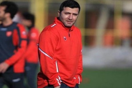 منافی: هواداران برد دربی را به جام قهرمانی ترجیح می‌دهند