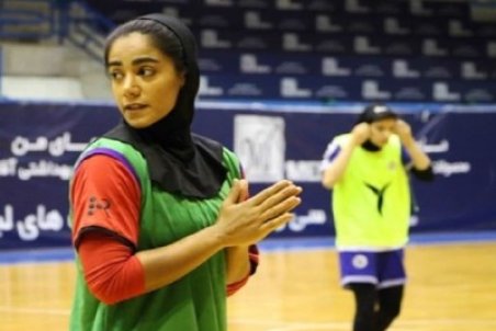 قاسمی:قرارداد‌های ما بسیار ناچیز و کم است