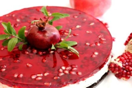 آموزش تهیه کیک هندوانه‌ای شب یلدا بدون نیاز به فر + فیلم