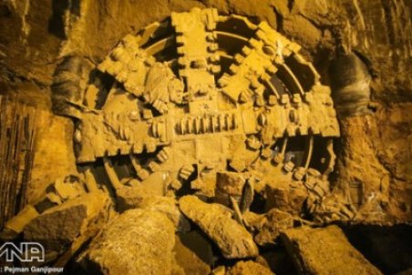 حفاری تونل خط ۲ مترو از دو محور شرقی و غربی