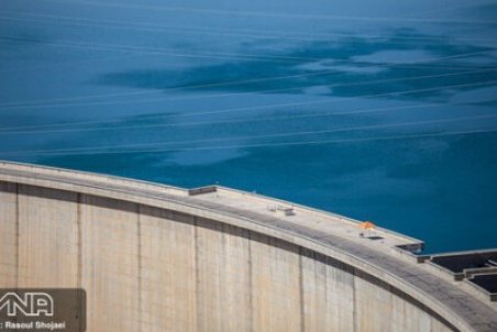 ورودی و حجم سد زاینده‌رود افزایش یافت/حجم سد ۱۶۴ میلیون متر مکعب است