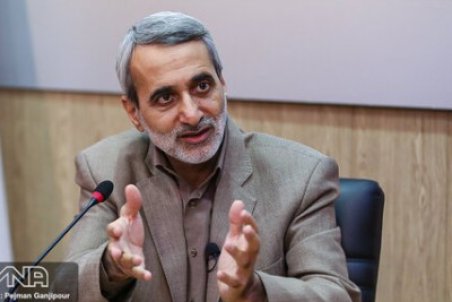 عباس مقتدایی: مردم اصفهان به کمتر از جریان دائمی زاینده‌رود قانع نیستند