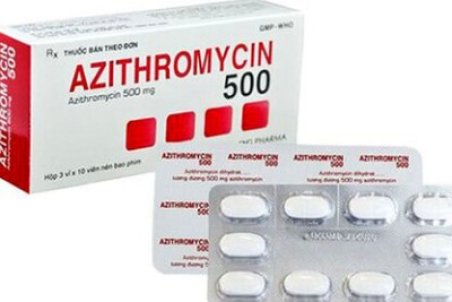 آزیترومایسین چیست؟+ موارد احتیاط، نحوه مصرف و عوارض
