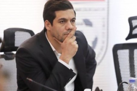 شکوری: در حد یک هوادار اخبار پرسپولیس را دنبال می‌کنم