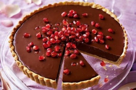 تارت انار را برای شب یلدا بدون فر تهیه کنید