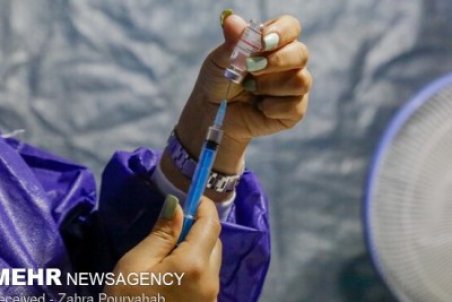 آغاز تزریق دُز سوم واکسن کرونا به افراد بالای ۴۰ سال در گیلان