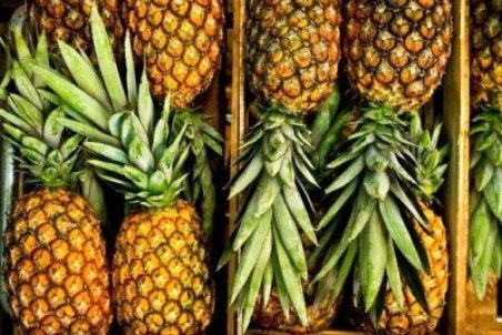 آناناس در اصفهان ۵۰۰ هزار تومان گران‌تر است