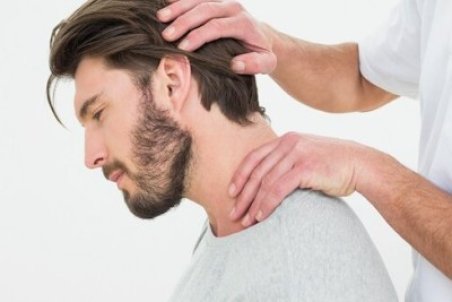 چگونه گردن خود را کشش دهیم؟