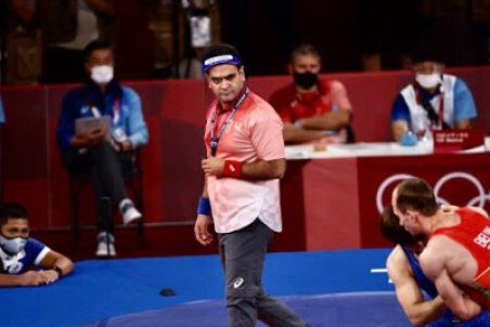 مربیان باختشان را گردن داوران لیگ کشتی نیاندازند